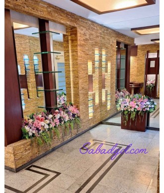 گل آرایی لابی و پاگرد آپارتمان